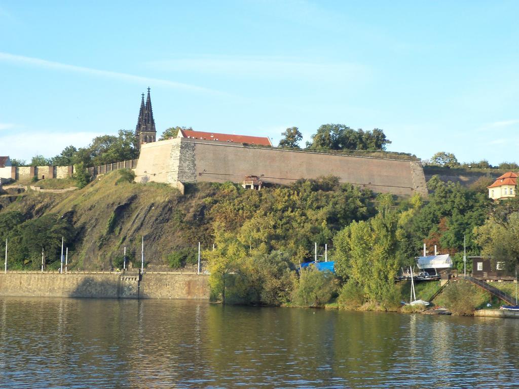 Villaprubezna Prague Exterior photo