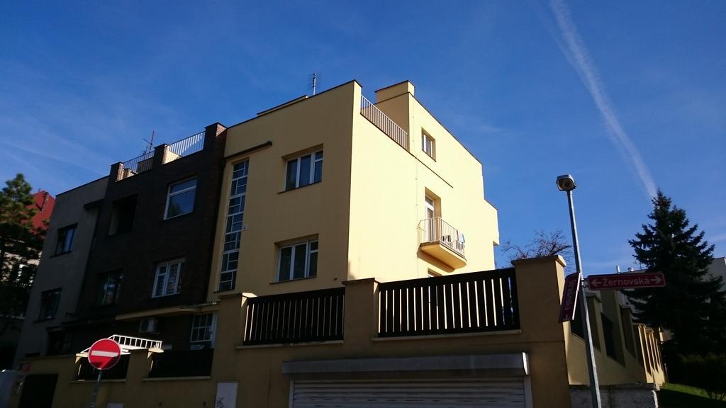 Villaprubezna Prague Exterior photo